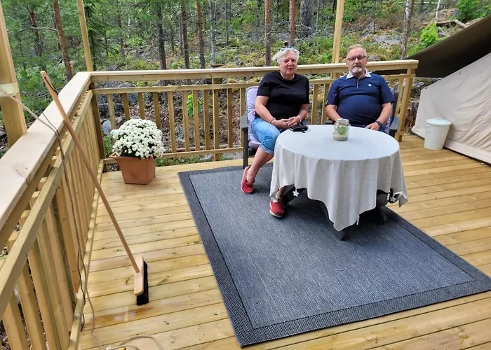 Hideaway Glamping * Muurame