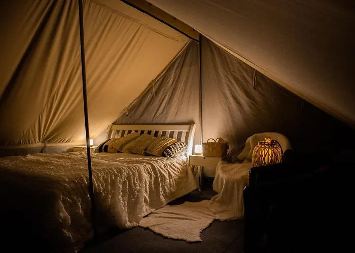 Hideaway Glamping אוהל מפואר Muurame